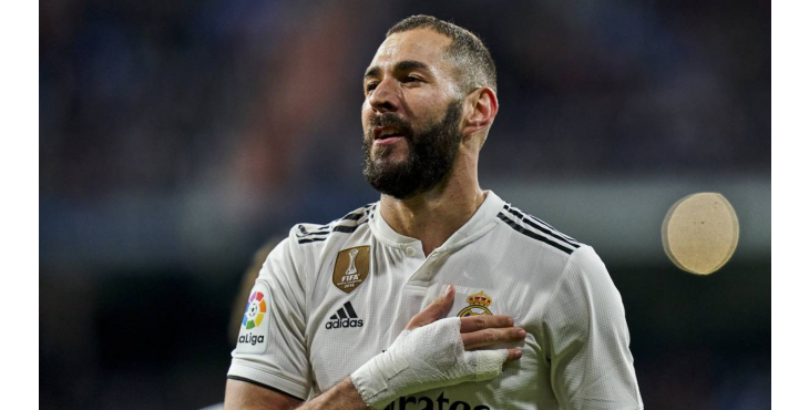 Real Madrid designing on signing new forward and are eyeing 3 of the most popular strikers